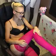 Junge Blondine aus Nürnberg sucht Sextreffen aus Nürnberg